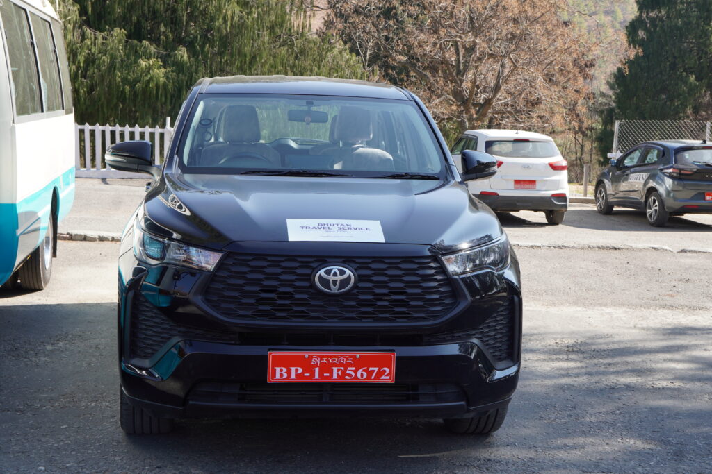 Our Fleet vehicles Innova